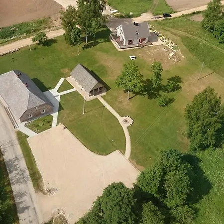 Vasekoja Historical House Near Setomaa Hébergement de vacances Moldri (Voru)